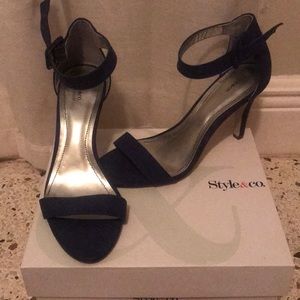 Blue suede sandals/heels